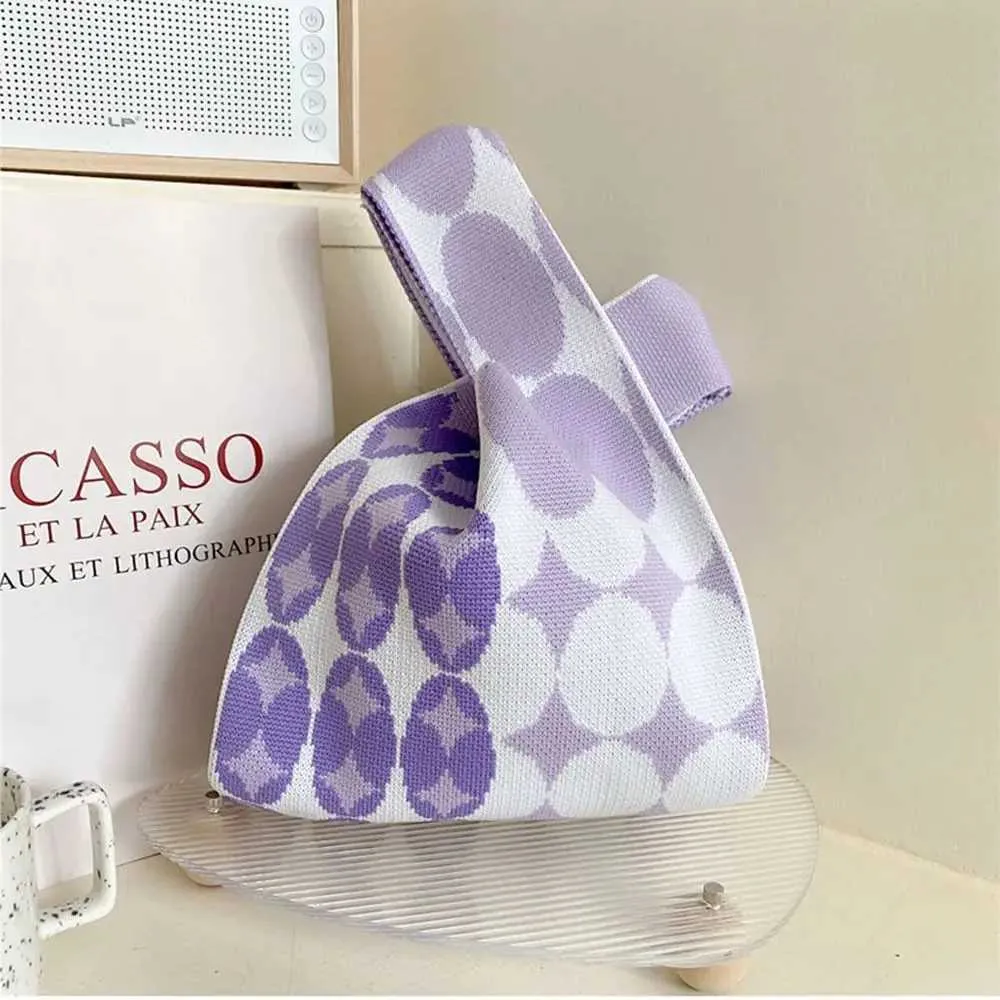 Leisure mini knot wrist handmade knitted colorful plain weave handbag student reusable shopping bag Y241106_voghion.com