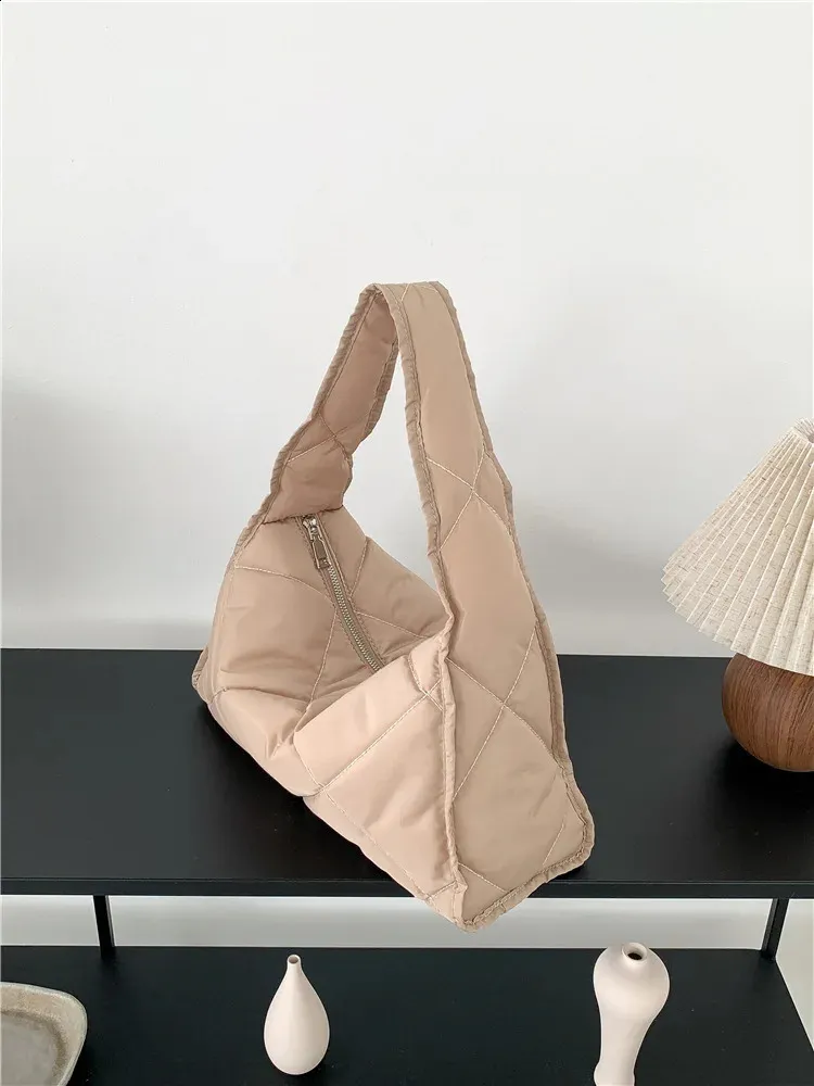 Puffer Shoulder Bag For Women Large Capacity Winter Handbag_voghion.com