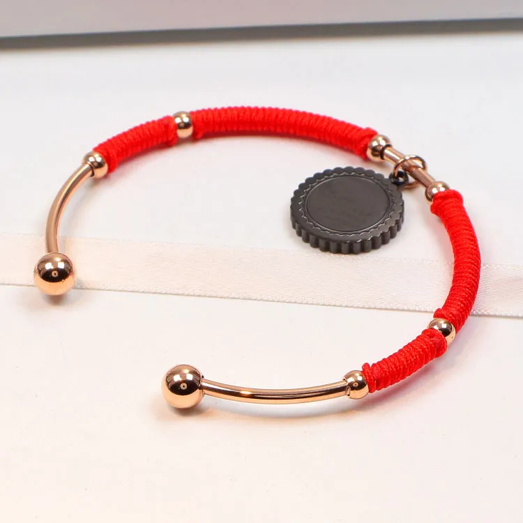 Charm Bracelet For Women Titanium Steel Classic Bangle Jewelry_voghion.com