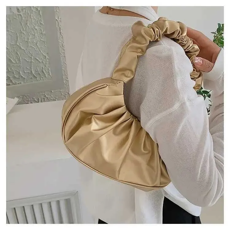 Nieuwe geplooide wolk met niche-ontwerp voor dames, modieuze Gerie-tas voor dames, veelzijdige handtas Y241123_voghion.com
