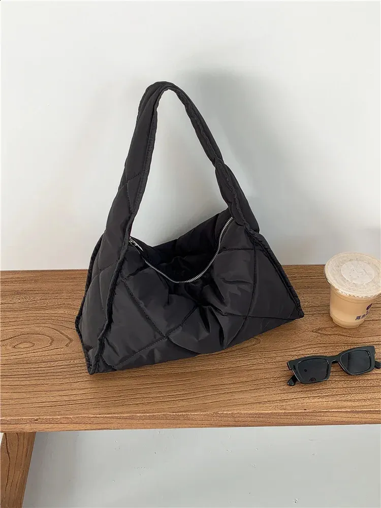 Puffer Shoulder Bag For Women Large Capacity Winter Handbag_voghion.com