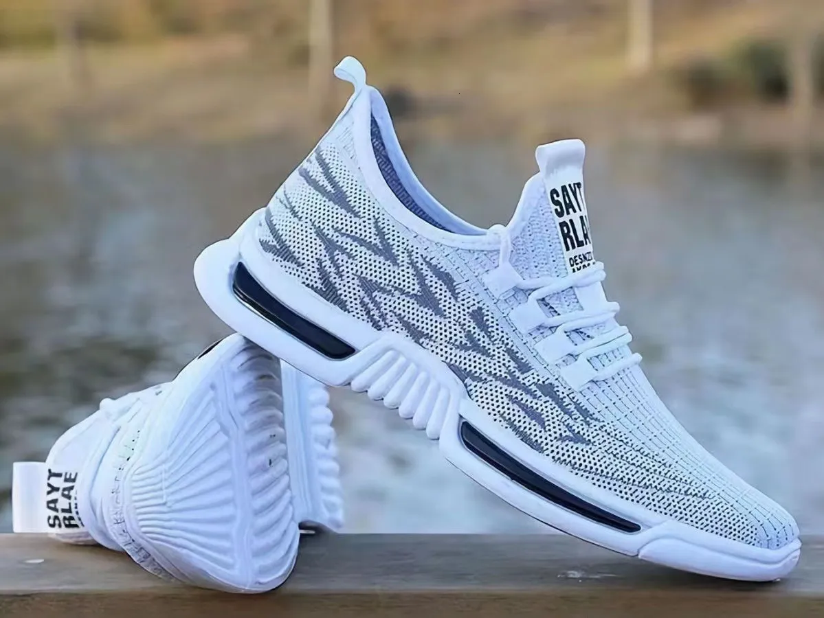 Scarpe da corsa estive da uomo, casual, traspiranti, anti-odore, in mesh, per studenti, nuove di zecca, in cocco_voghion.com