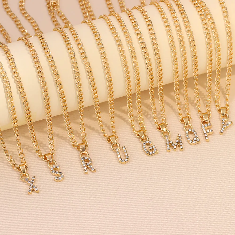 Collana con iniziale per donna catena oro con strass_voghion.com