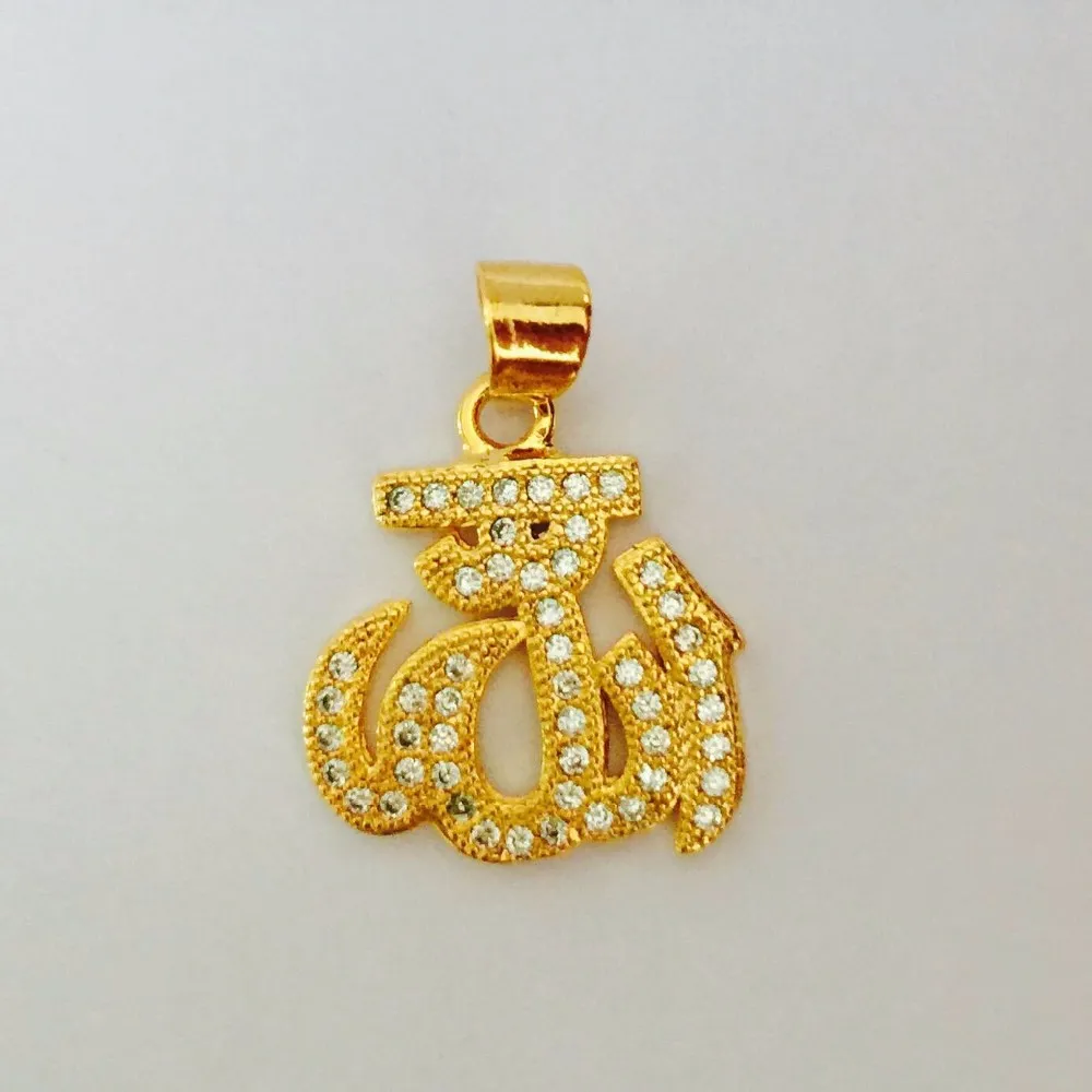 Collana con ciondolo allah placcata oro e cristalli per donna_voghion.com