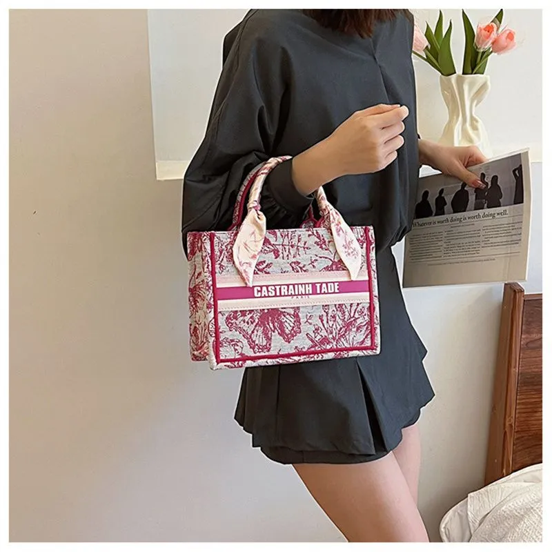 Borsa a tracolla singola con tracolla a farfalla stampata, leggera e di alta qualità, con spedizione gratuita, 2025_voghion.com