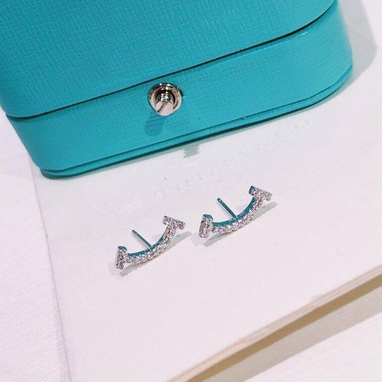 Orecchini sorridenti di design, set in oro per tutto il corpo con diamanti, orecchini di lusso leggeri, orecchini e ornamenti da donna_voghion.com