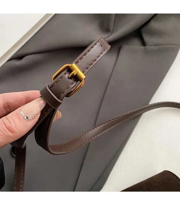Borsa a tracolla strutturata in pu borsa a spalla donna capiente_voghion.com