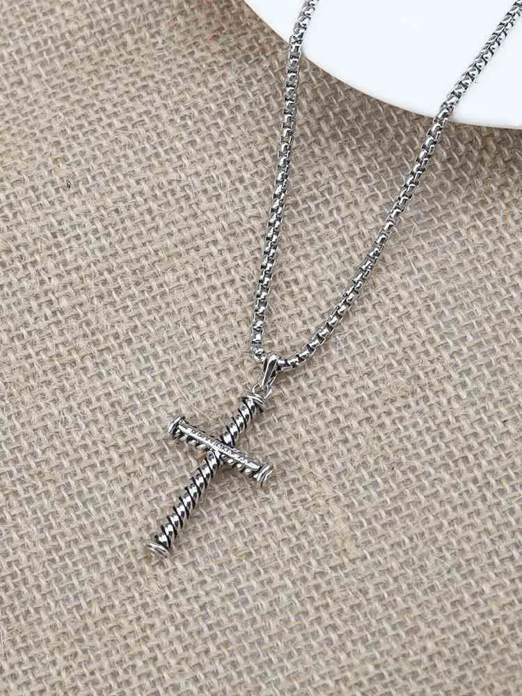 Cross Pendant Necklace For Men And Women Designer Jewelry_voghion.com