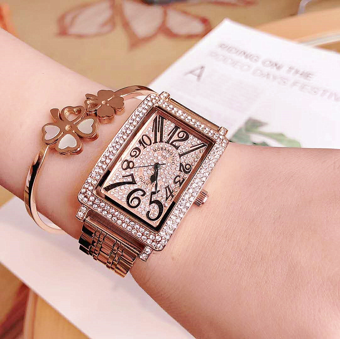 Mote trendy klokke i ny stil, diamantinnlagt digitalt rektangulært armbåndsur i stål_voghion.com