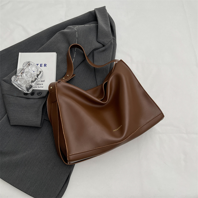 LEFTSIDE – sac à bandoulière en cuir pour femmes, grande capacité, tendance, sacs à main simples de styliste, 2023_voghion.com