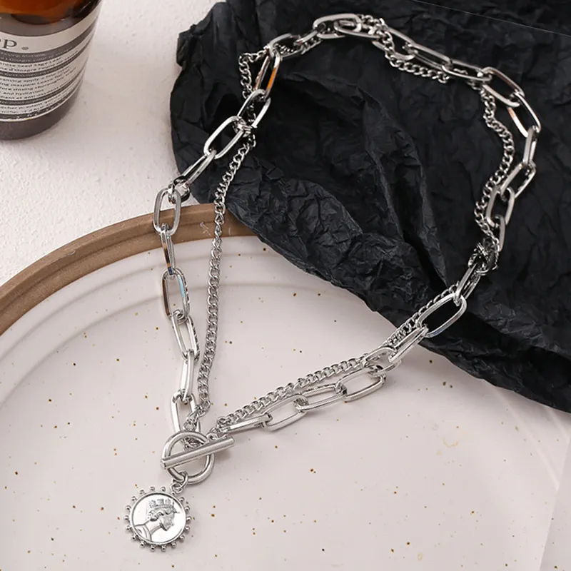 Collana multistrato vintage oro con pendente per donna_voghion.com