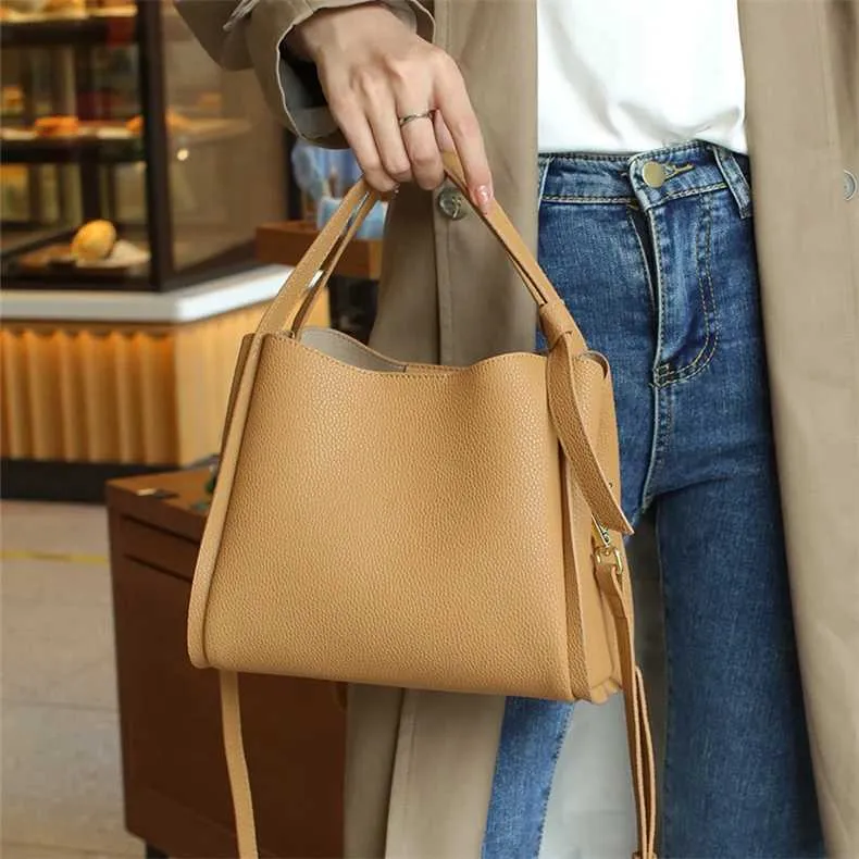 Sacs à main fourre-tout en cuir véritable de vachette Hifashion pour femmes 2024 Tendance Designer Panier Petit sac à bandoulière pour dames_voghion.com