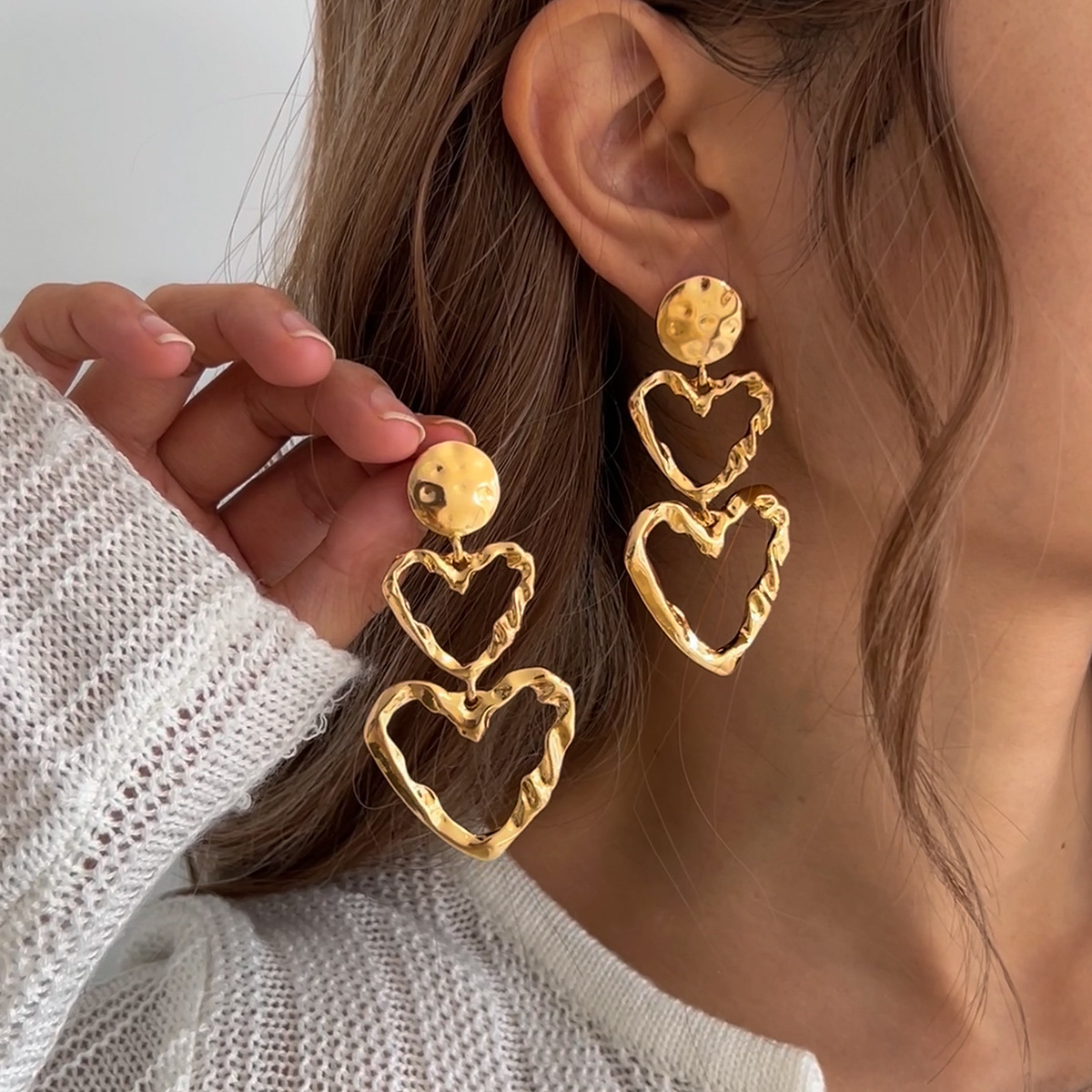 Minimalist Pleated Patchwork Heart Pendant Metal Geometric Cool Style Creative Casual Earrings For Women