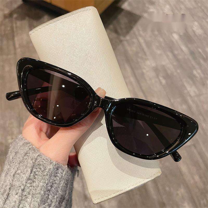 Green Same Style GM Cat Eye Small Frame Myopia For Women With Bare Skin, Thin Face, Anti UV Polarized_voghion.com