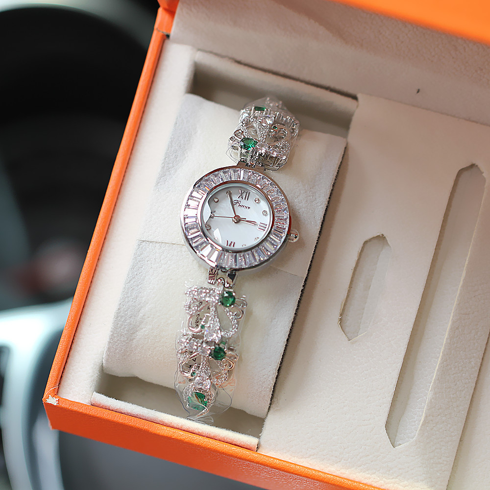 Trasmissione in diretta di Zircon New Women's Pointer Style Diamond Bracelet Quartz Orologio impermeabile alla moda_voghion.com