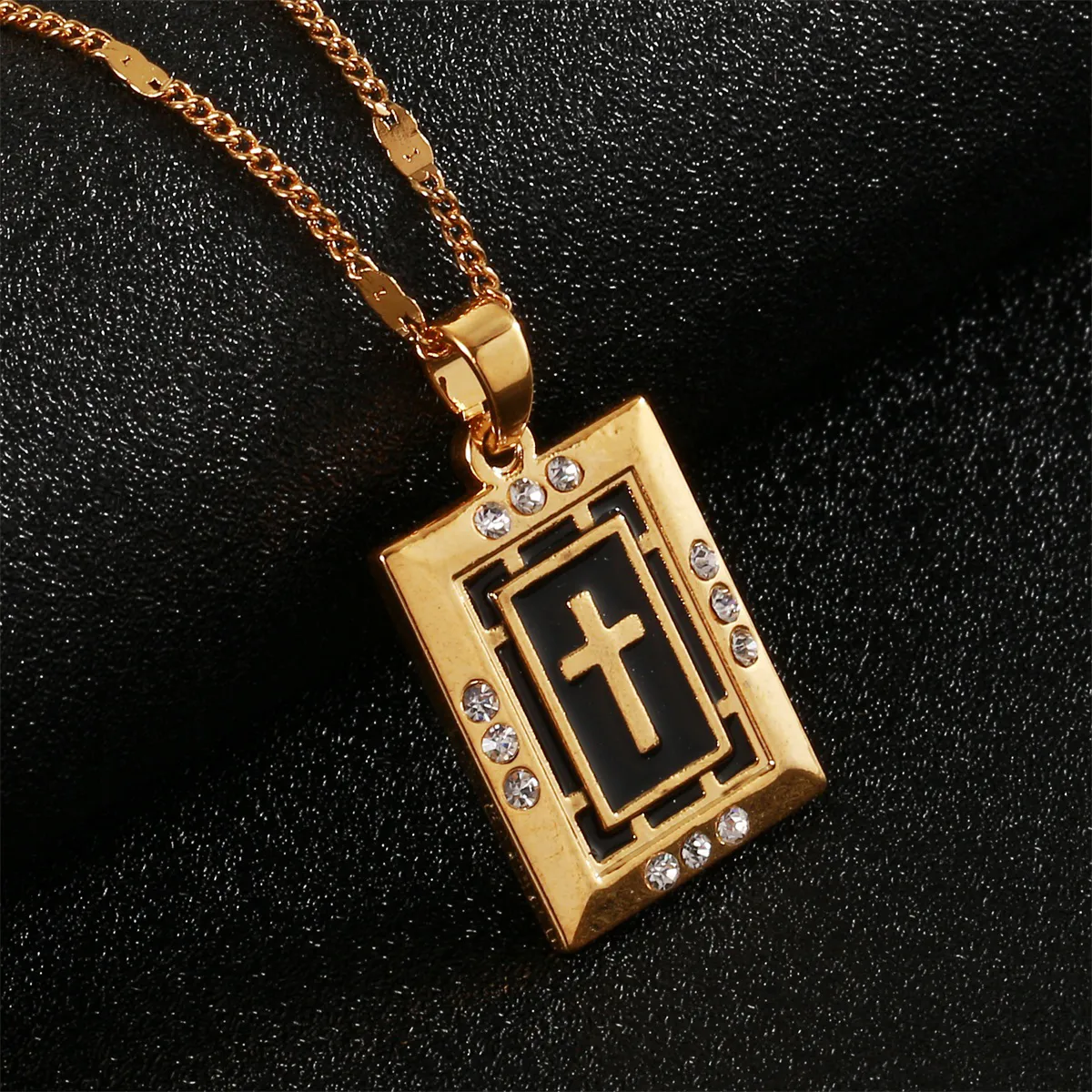 Collane con ciondolo Croce alla moda Colore oro Strass Smalto nero Crocifisso Gioielli da donna_voghion.com