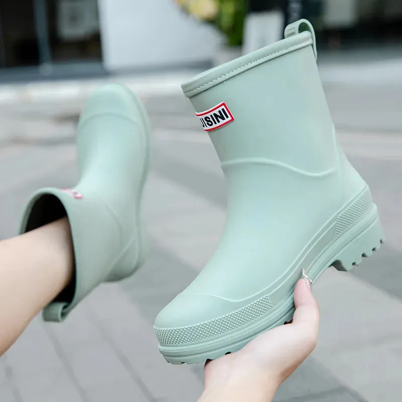 Waterafstotende Water Rubberen Laarzen Vrouw Vrouwelijk Comfort Werk Tuin Galoshes Regenschoenen Sapato Chuva 240606 p_voghion.com