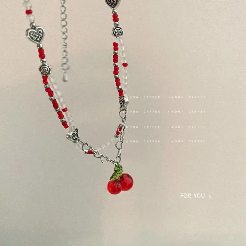 Collar con colgante de corazón y cereza mujer estilo y2k boho_voghion.com
