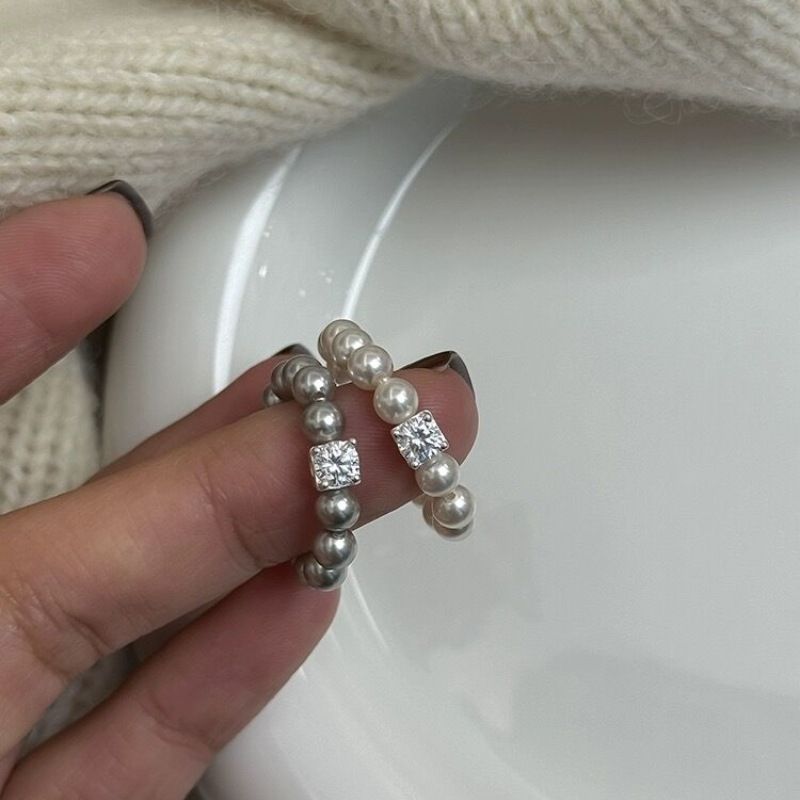 Piccolo squisito cubo di zucchero in zircone Shijia perla elastico leggero elegante braccialetto francese gioielli per ragazze all'ingrosso_voghion.com