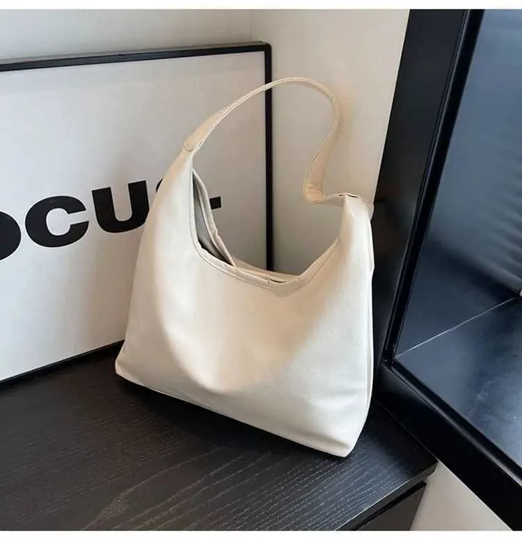 Borsa rossa di grande capacità per le donne 2024 Nuova trama retrò Borsa a tracolla singola Moda Versatile Casual Donna_voghion.com