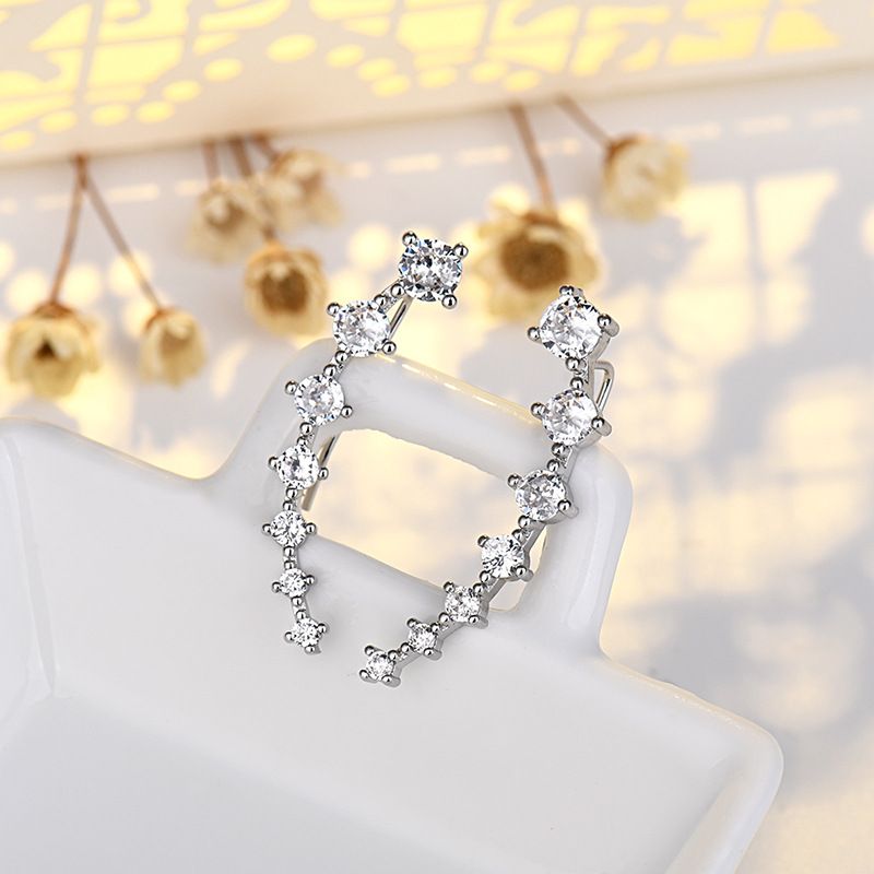 Stile freddo multi zircone per orecchini da donna in argento sterling dal design versatile e dal temperamento semplice_voghion.com