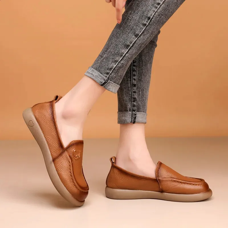 Comfortable Retro Brown Leather Flat Sandals For Women Daily_voghion.com