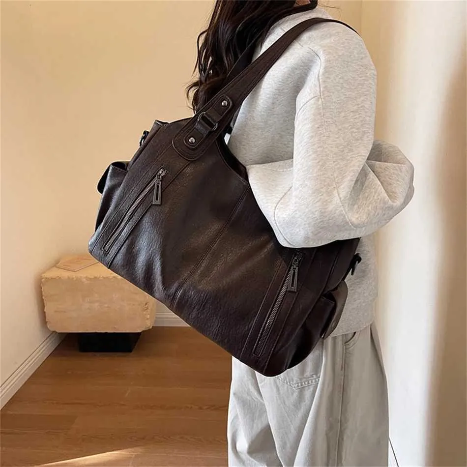 Women's Large Shoulder Bag Two Layer Soft Leather Retro Handbag_voghion.com