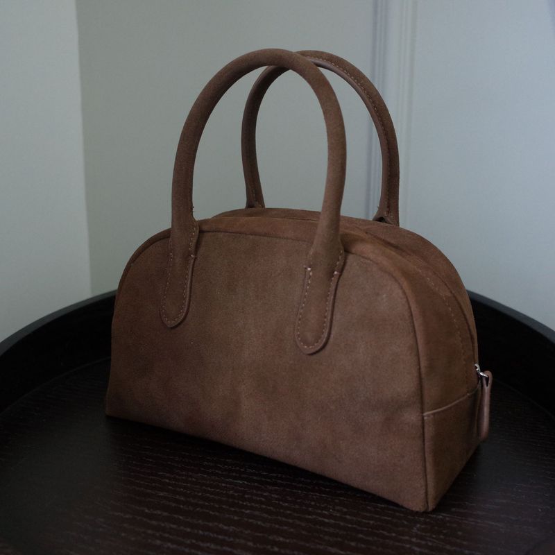 Nischen-Bowgtasche aus Leder für Damen mit großem Fassungsvermögen_voghion.com