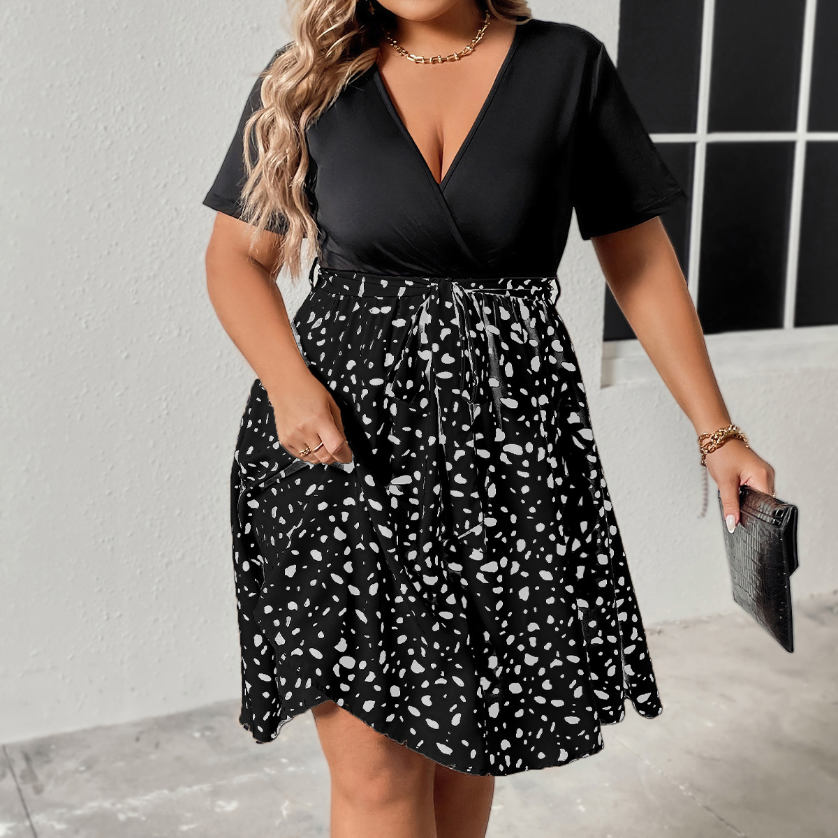 Damen Spleiß V-Ausschnitt Kurzarm Faltenkleid Binden Kleid Damen_voghion.com