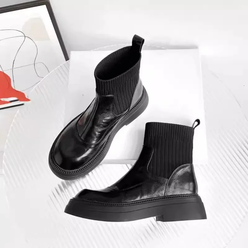 Stickade ankelboots i läder för kvinnor eleganta vinterkängor_voghion.com