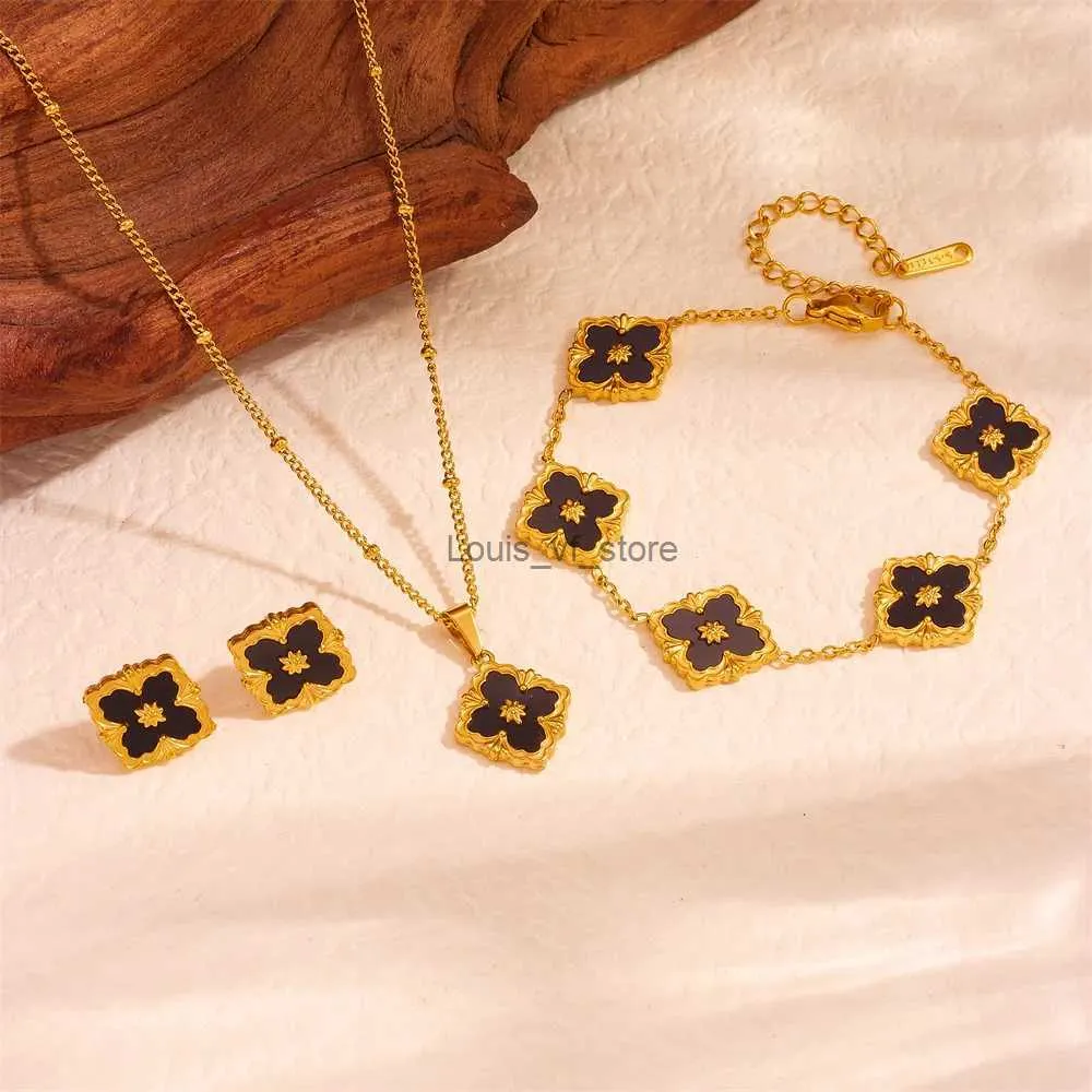 Pendant Necklaces Vintage 4 Leaf Flower Jewelry Set for Women Gift Fashion Stainless Steel Four Clover Charm Bracelet_voghion.com