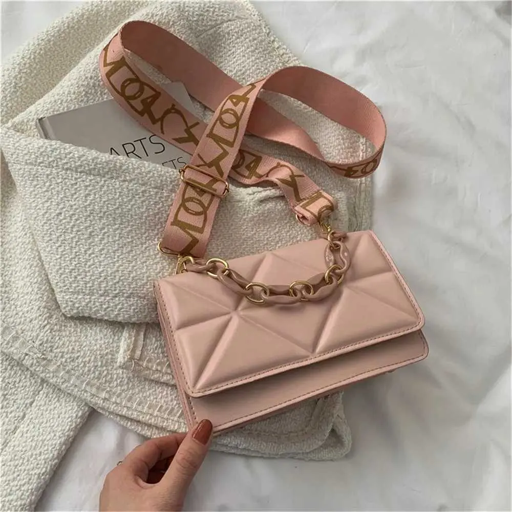Elegant Women's Shoulder Bag And Crossbody Flap Bag Large Capacity_voghion.com