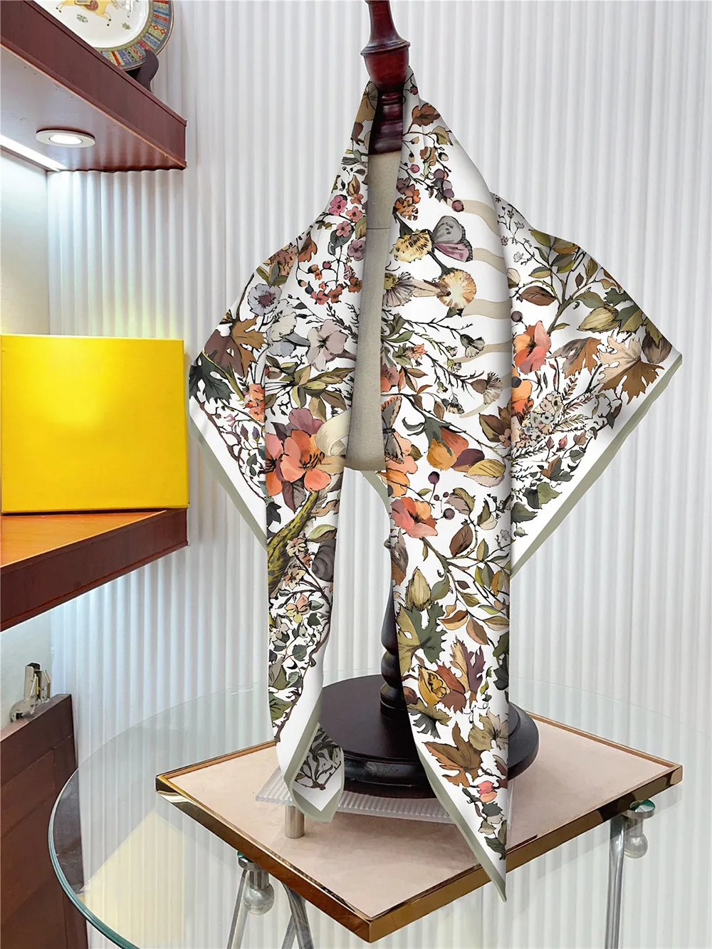 Twill Seidenschal 90CM Haar Quadratische Tücher Tasche Gürtel Bandanas Tops Dame Dekoration Foulard Femme 90cm Frühling Zubehör_voghion.com