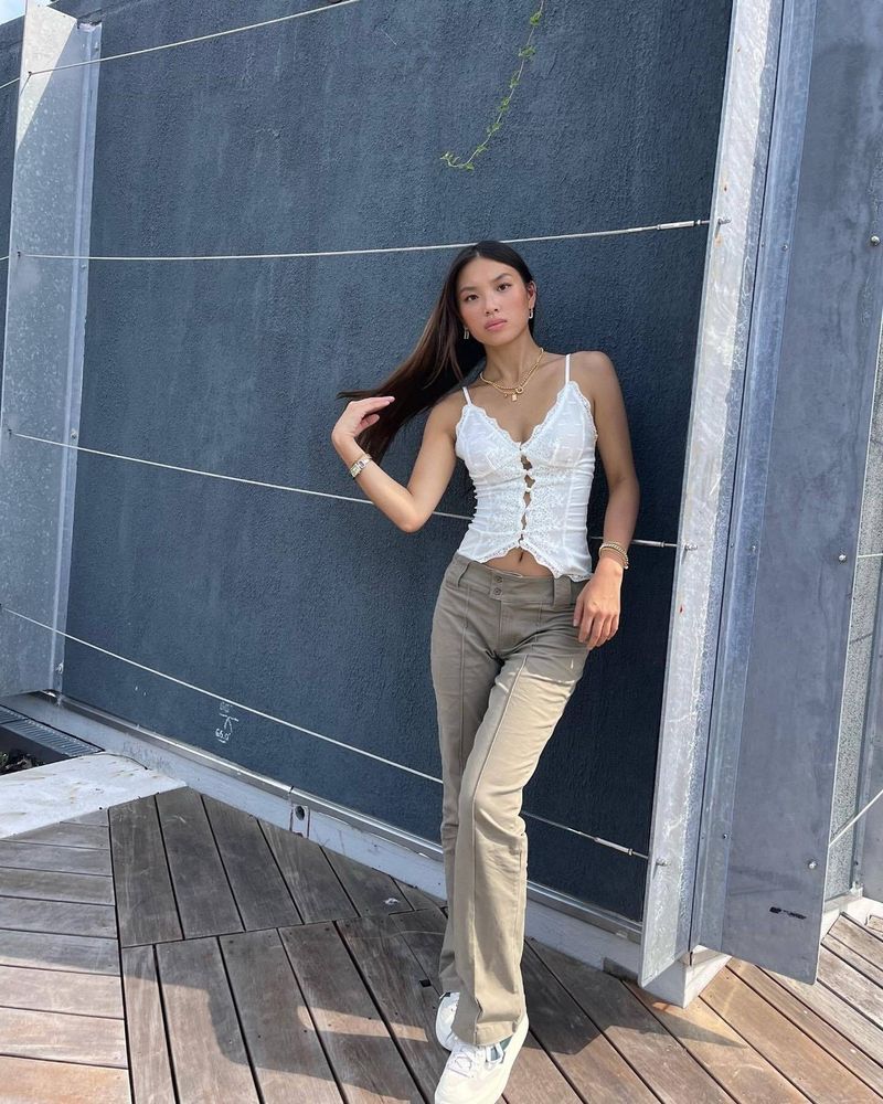 Nouveau haut d'été en satin et dentelle blanche pour femme, coupe slim, petit caraco à boutons, 3403_voghion.com