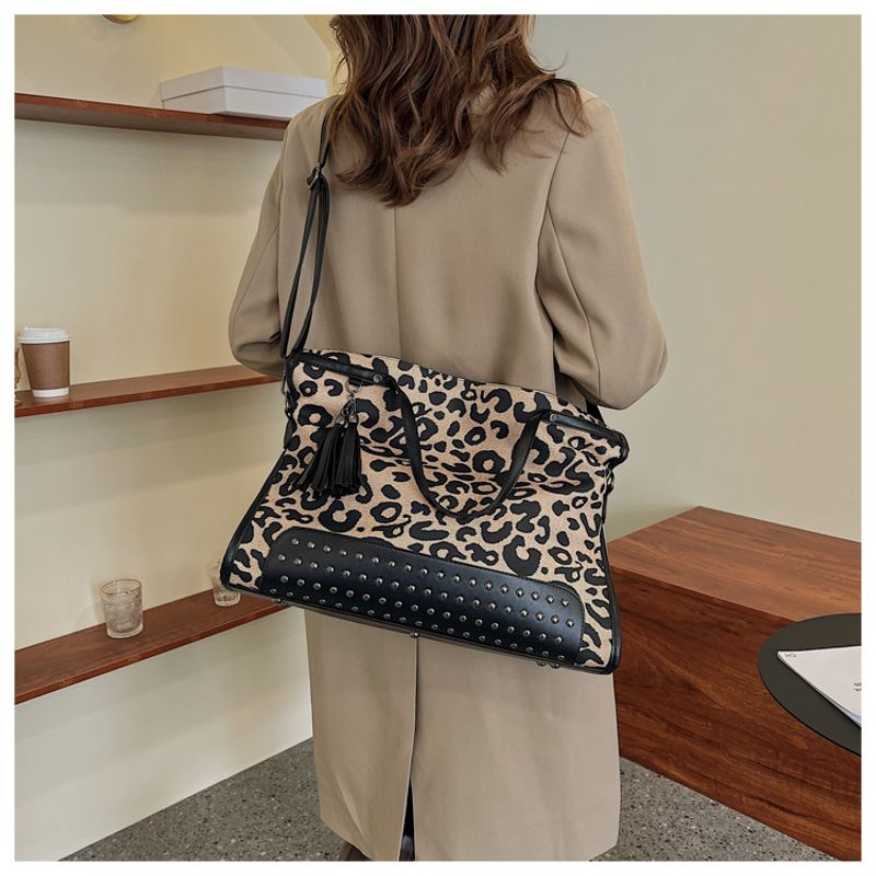 Handtaschen Große Kapazität im französischen Stil Damen 2023 Neue Tasche mit Leopardenmuster Einkaufstasche_voghion.com