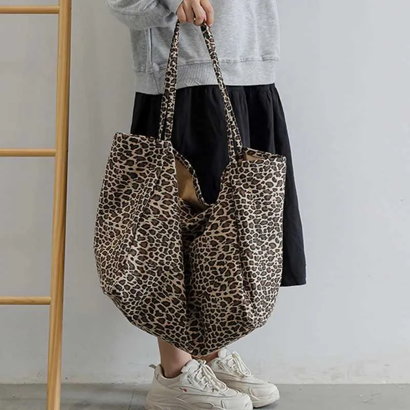 Fashion Womens Shopping Handbag Leopard Pattern Crossbody Large Capacity Shoulder Bag Simple Canvas Female BagsC241104_voghion.com