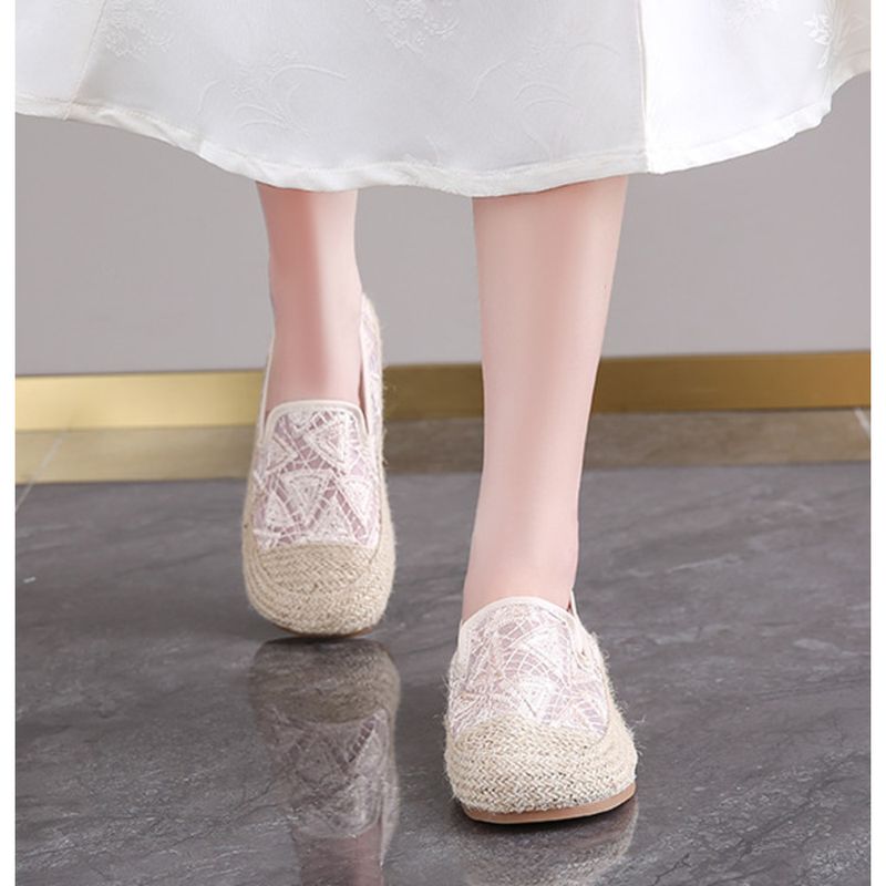 Fisherman Women 2024 new summer lace mesh lazy one slip-on cloth soft sole single shoes_voghion.com