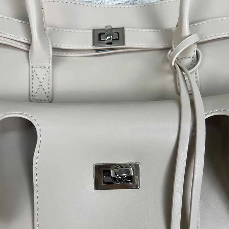 2025 Neue Rodeo Stilvolle einfache Handtasche Damen Große Kapazität Umhängetasche Pendler Mode Crossbody Ba241216_voghion.com