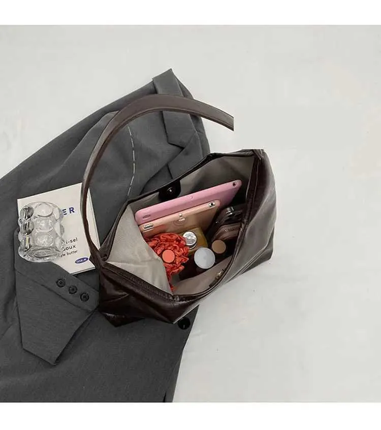 Borsa rossa di grande capacità per le donne 2024 Nuova trama retrò Borsa a tracolla singola Moda Versatile Casual Donna_voghion.com