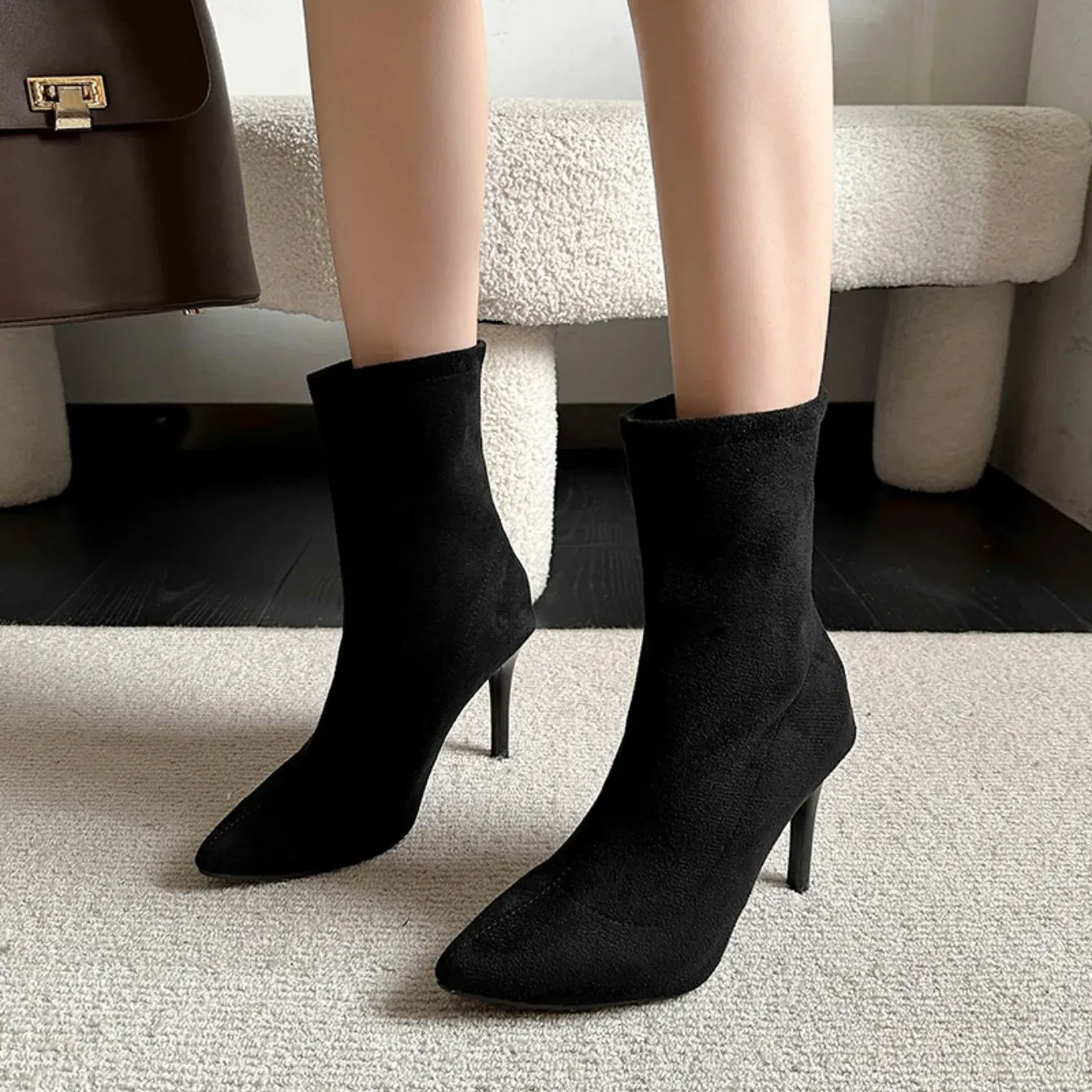Casual Shoes Women's High Heels 2024 Autumn And Winter Warm Pointed Toe Back Zipper Stiletto Heel Short Boots_voghion.com