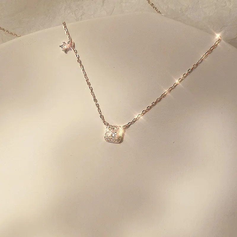 Collier avec pendentif en argent sterling et diamant carré pour femme, chaîne de clavicule simple et brillante, bijoux de mariage_voghion.com