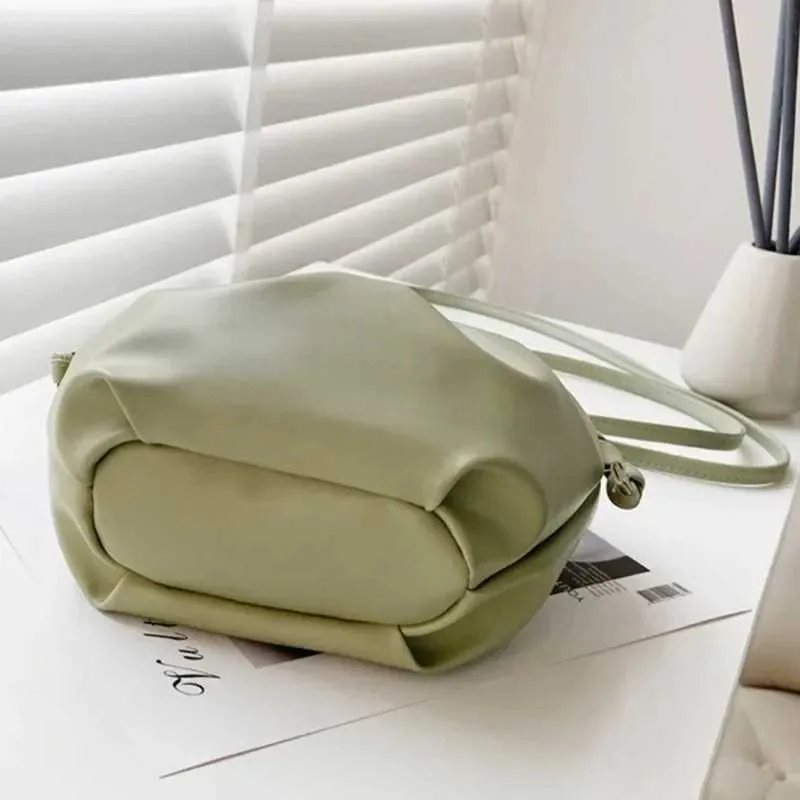 Small 2024 spring and summer inced trend 100 temperature bag garbage cloud mini coin wrinkled cross body Y241026_voghion.com