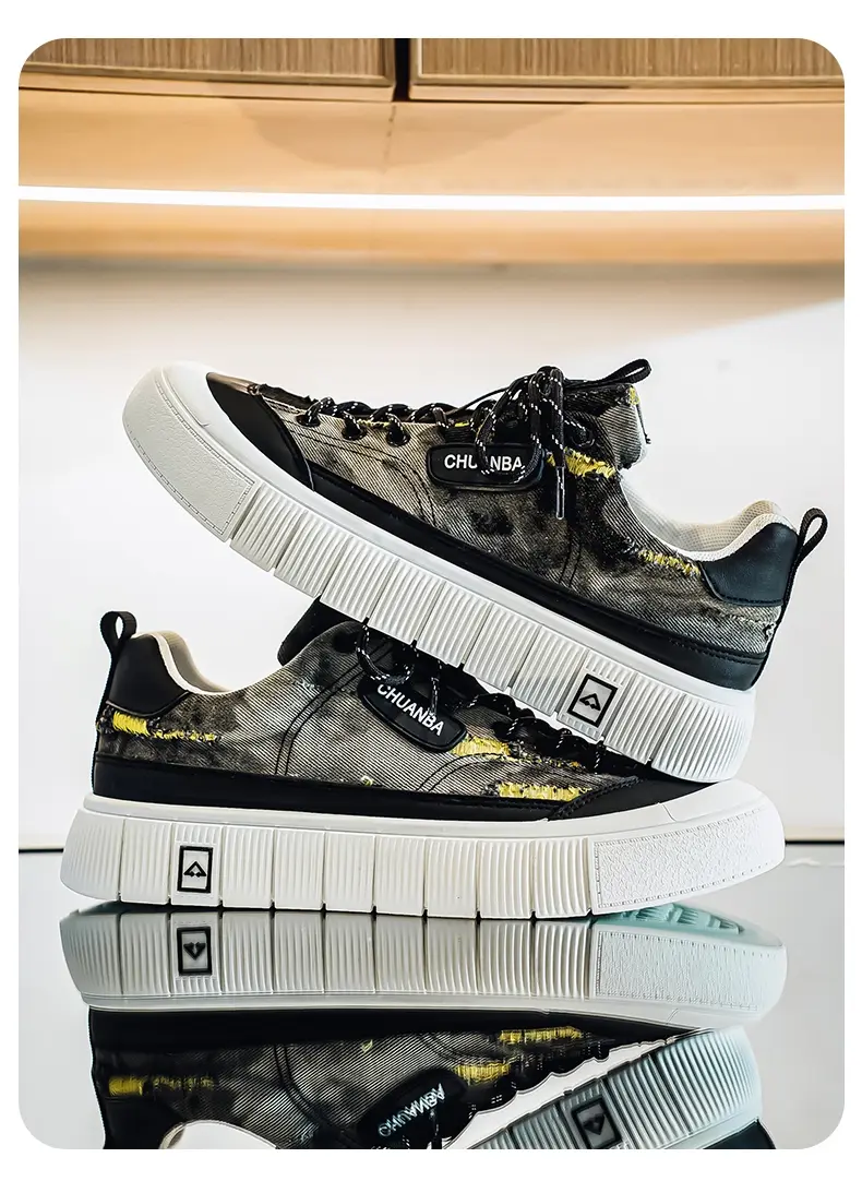 Washed Denim Board Shoes With Camouflage Print For Men_voghion.com