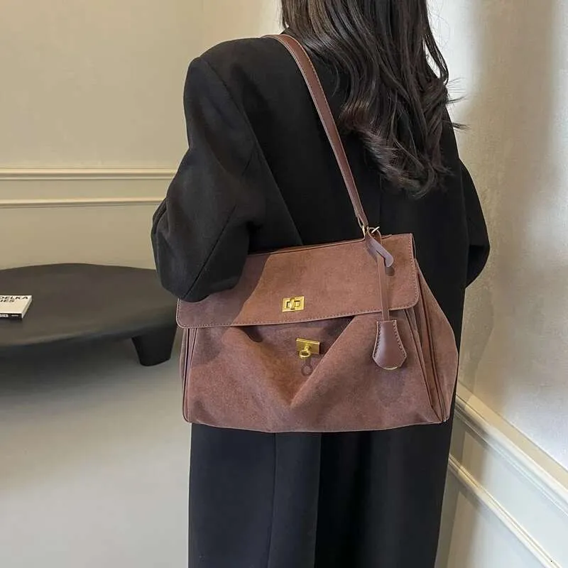 Herbst Winter Neue Frauen Wildleder Leder Tasche Schulter Handtasche Und Geldbörsen Designer Taschen Chic Mode Dame Trendy Satchel_voghion.com