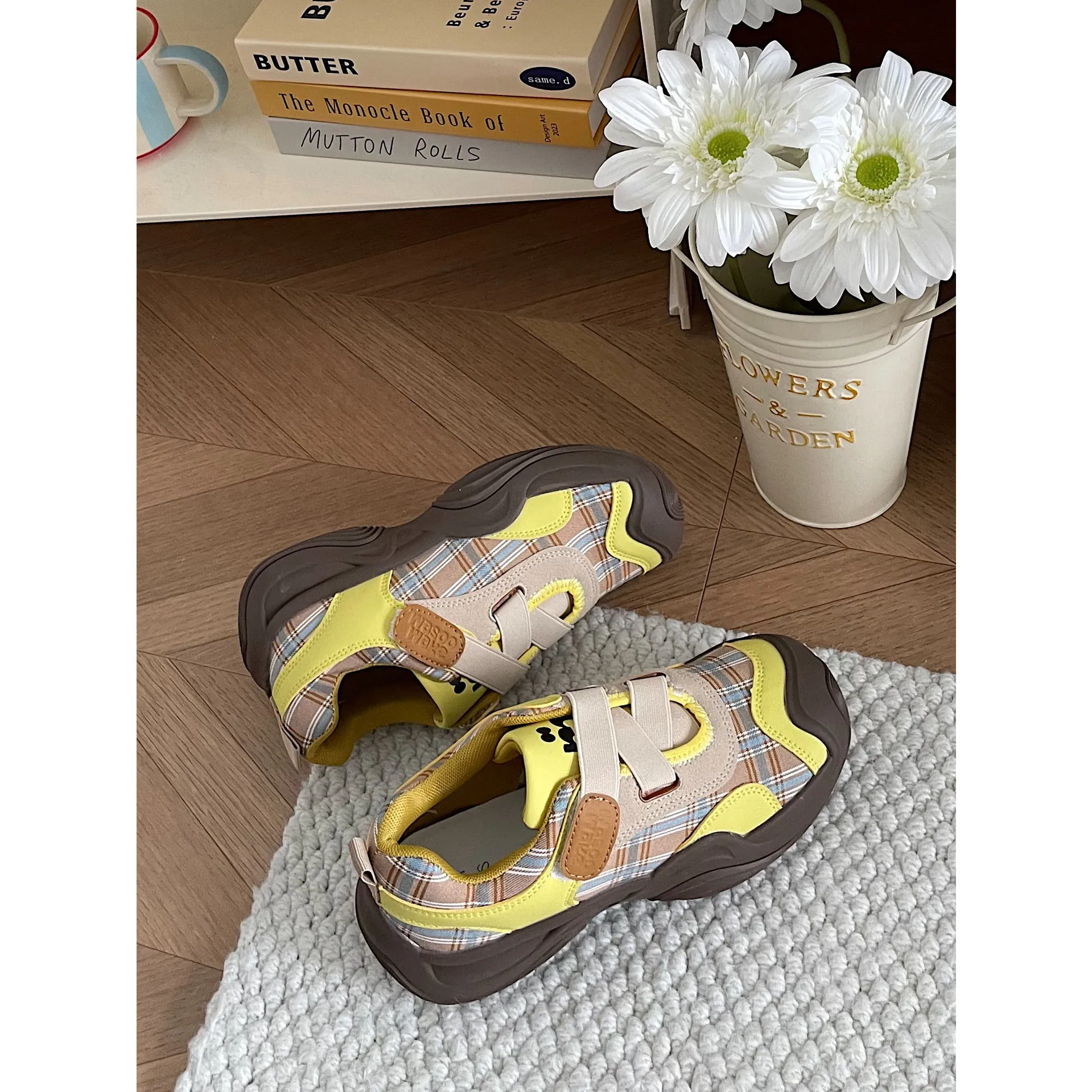 Jinmi 2024 Nuovo fondo spesso grande testa brutta carina donna autunno casual sport con velcro versatili scarpe singole per le donne_voghion.com