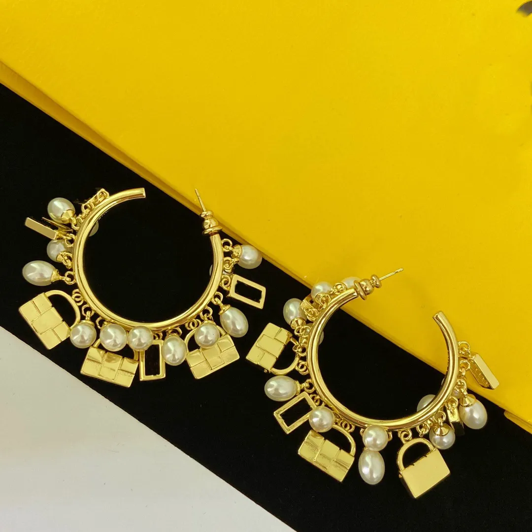 Fashion Necklace Braclet Earrings Pearl Bags Engraved F Initials Letter Pendant Women Settings Gold Designer Jewelry_voghion.com