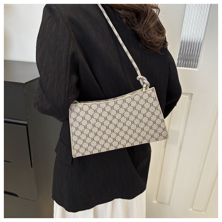 Borsa a tracolla singola con texture, da usare sotto le ascelle, 2024, nuova borsa a tracolla stampata, alla moda e alla moda, piccola borsa quadrata per i pendolari_voghion.com