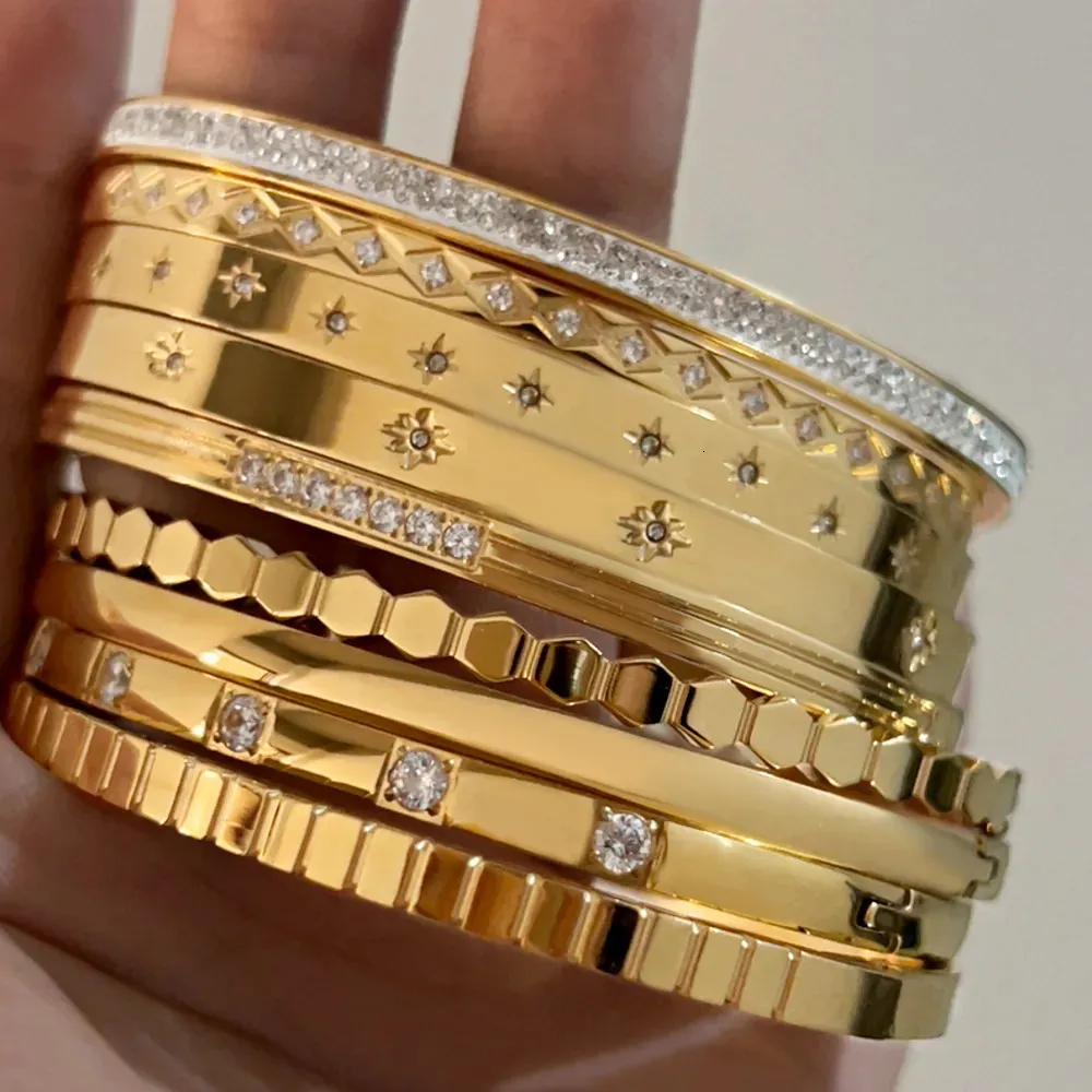 Bangle Bracelet Waterproof White Cubic Zirconia Gold Plated_voghion.com