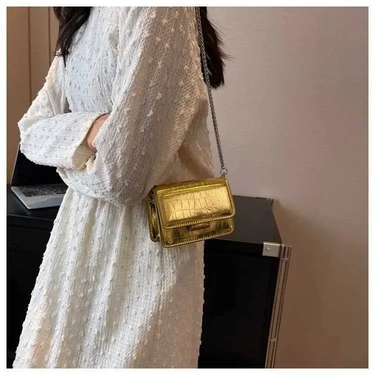 Vintage Frauen Sier Chic Umhängetasche Designer Kleine Schulter Taschen Mode Gold Mini Platz Nette Pu Leder Handtasche241216_voghion.com