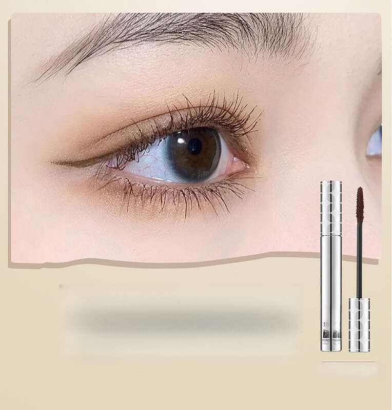 Natierlech schwaarz waasserdicht Mascara_voghion.com